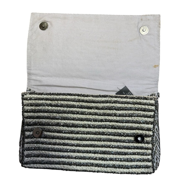 Zara Women Embroidered Floral Beaded Clutch Bag Multicolor Foldover Purse - Picture 3 of 7